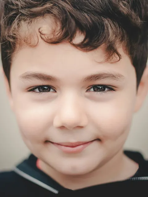 Retrato niño sonriente